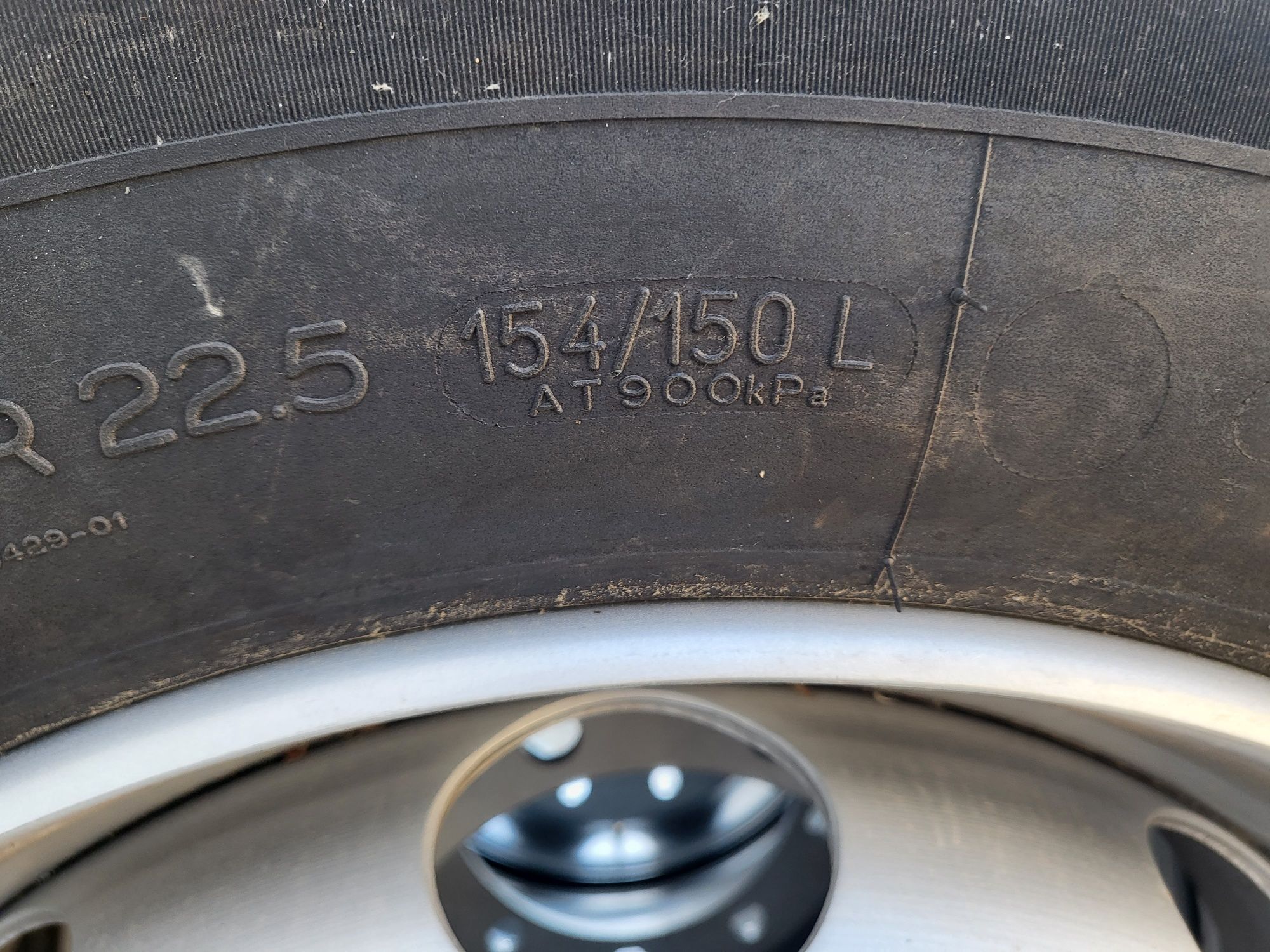 Anvelope camion Michelin 315 70 22,5 și jante