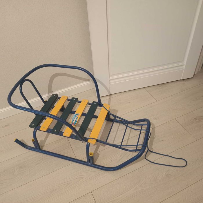 Продам санки Nika б/у