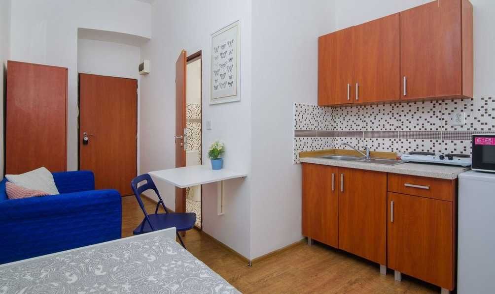 Дава се под наем Едностаен апартамент в Пловдив, Коматево - 45 кв.м за 183.6 € - Снимка #1
