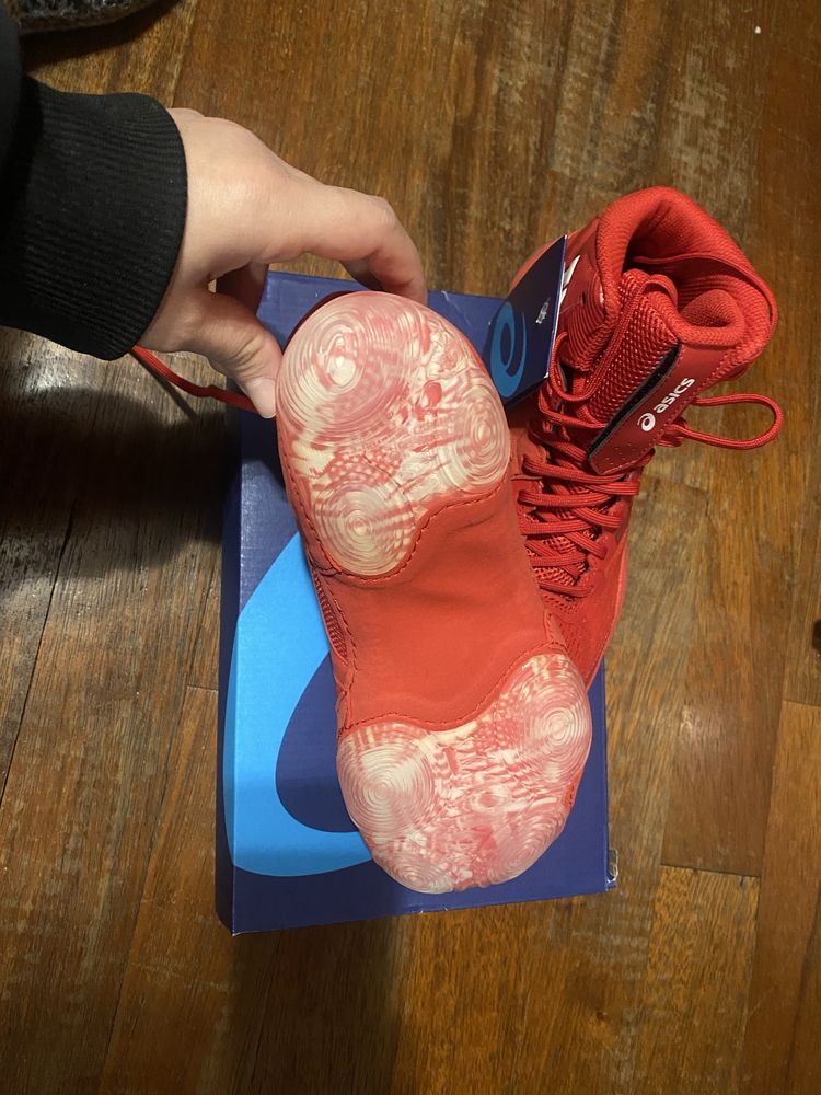 Борцовки Asics