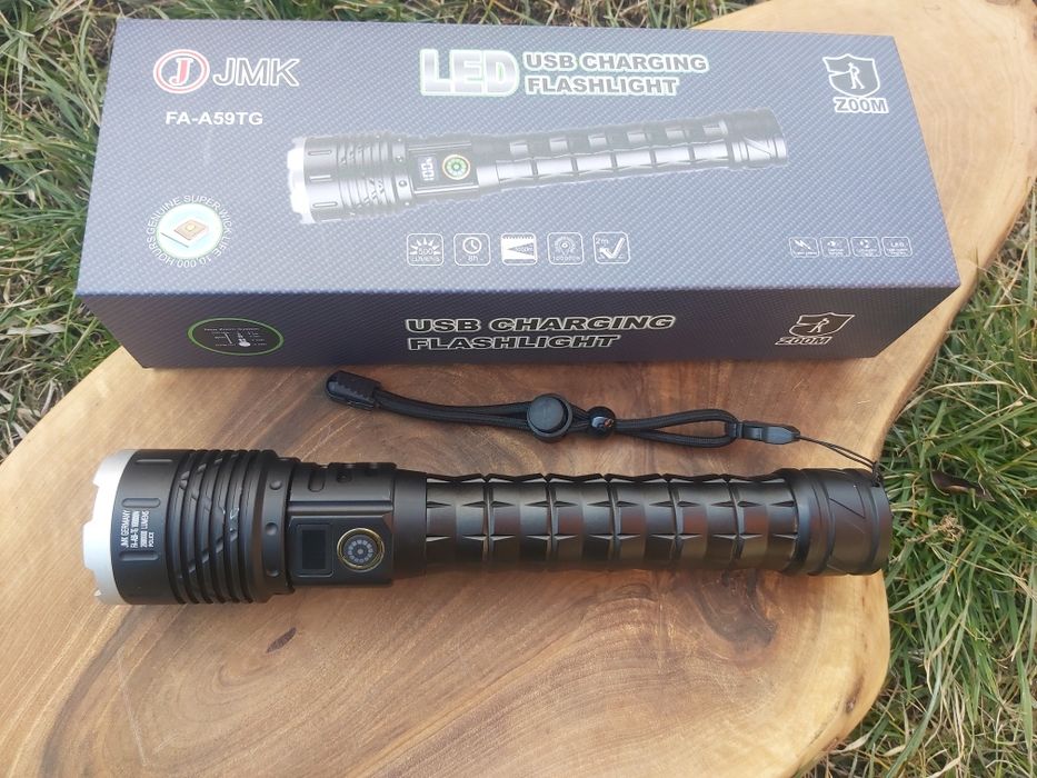 Мощен LED фенер JMK голям,USB зареждане с дисплей за заряда на батерия