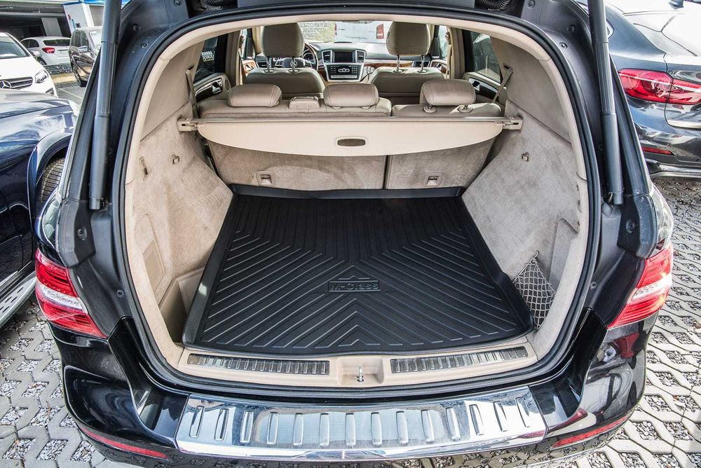 Щора за багажник Mercedes ML W166 2011–2015, бежова, алуминий и PVC