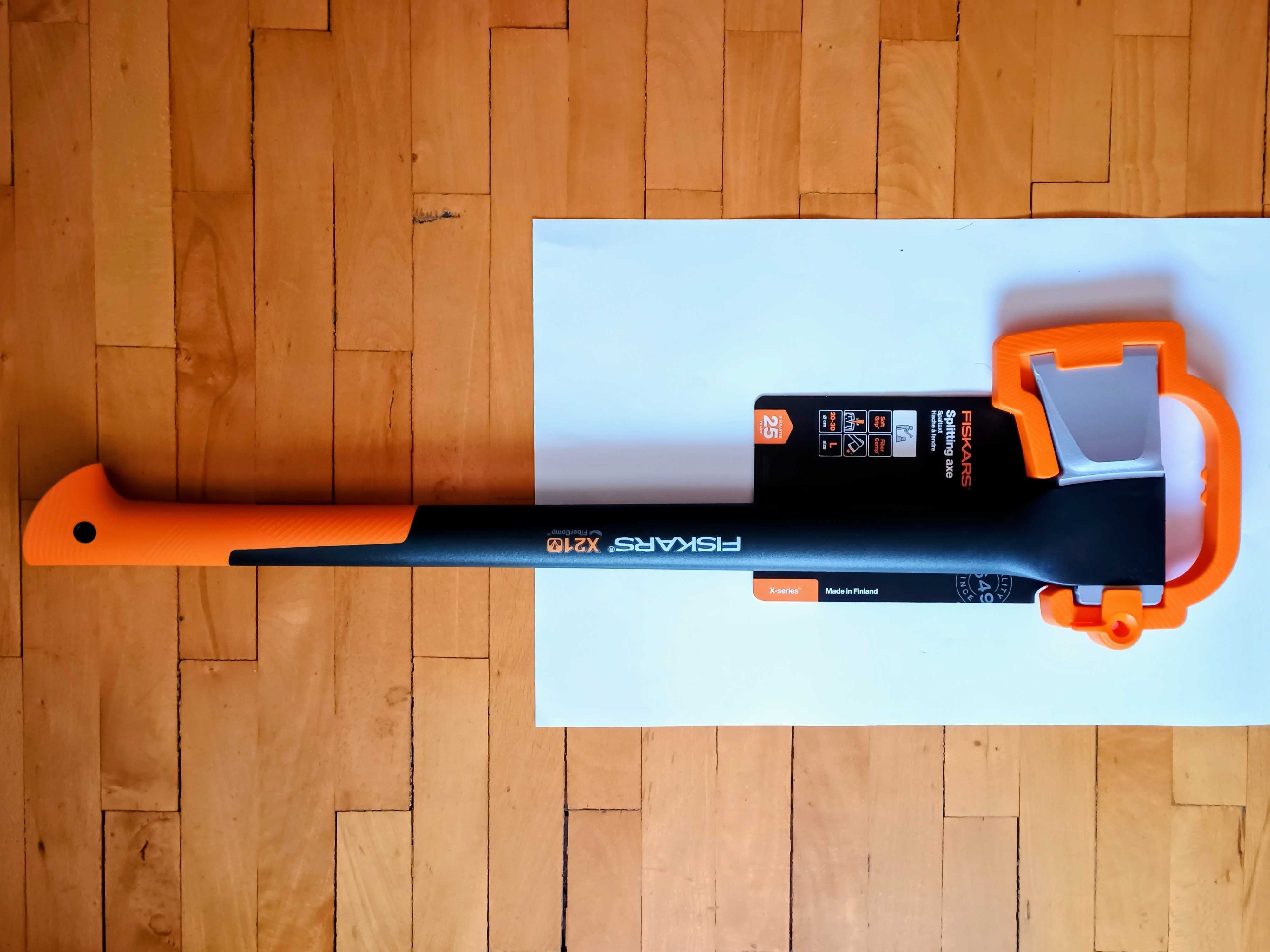 Брадва Fiskars X21