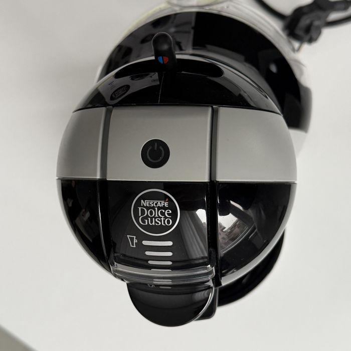 Кафемашина с капсули DeLonghi Mini Me