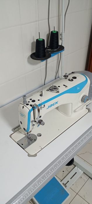 Tikuv mashina JACK F4