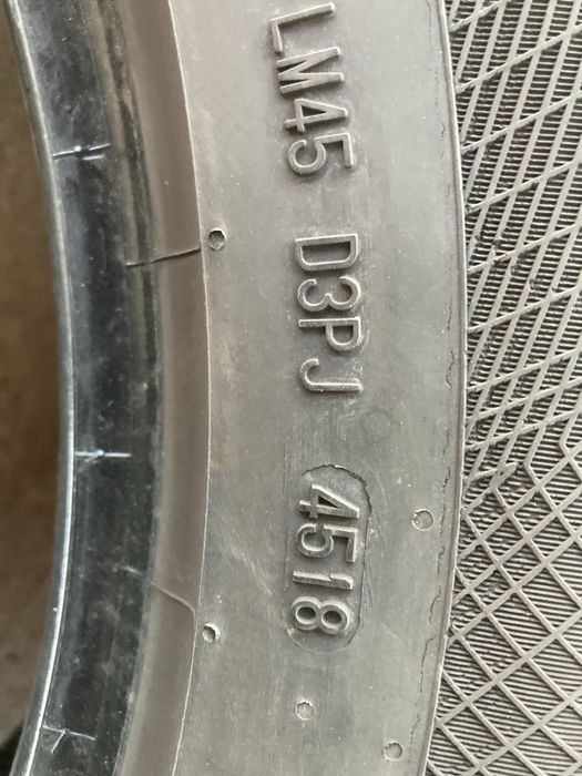 Зимни гуми 235-60-18