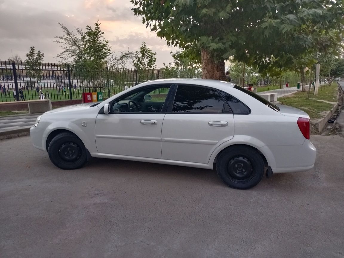 Chevrolet Lacetti 1.8