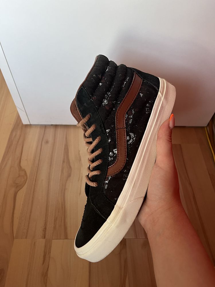 Дамски кецове Vans