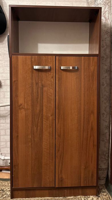 Шкаф для дома или офиса — отличное состояние