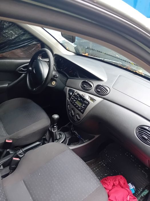 Vând Ford focus 2004