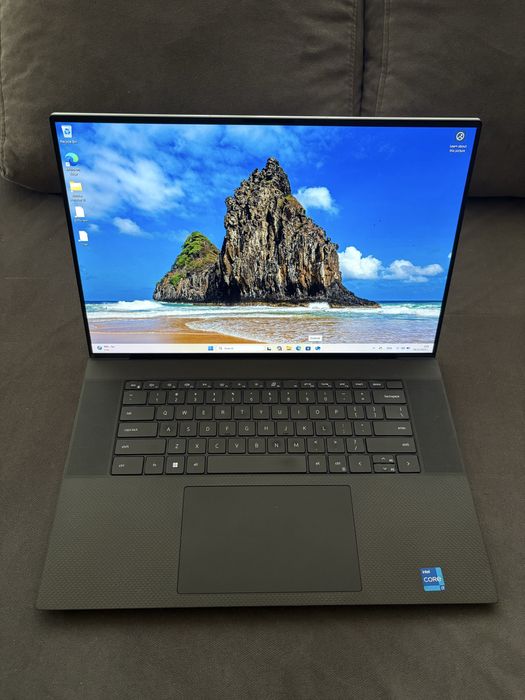 Dell XPS 9720 17", intel i7-12700H, 32GB, 1TB NVMe, NVIDIA RTX 3050