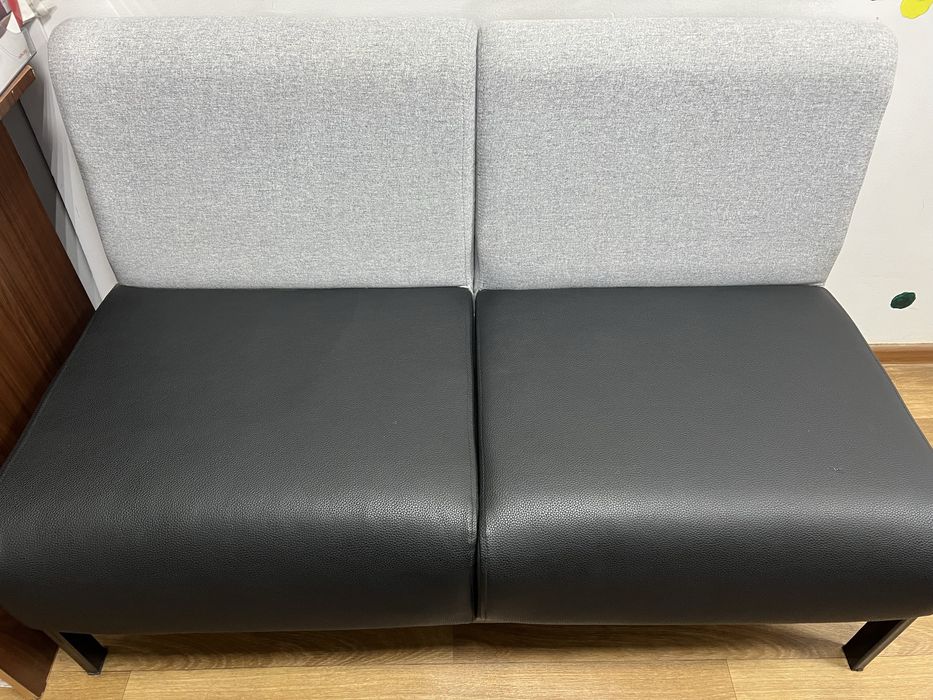 Продается диван для офиса