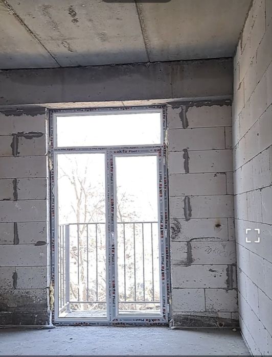 Ттз  вещевой базар 2/4/9  Новостройка ЖК Риверсайд 52 кв.м . Коробка