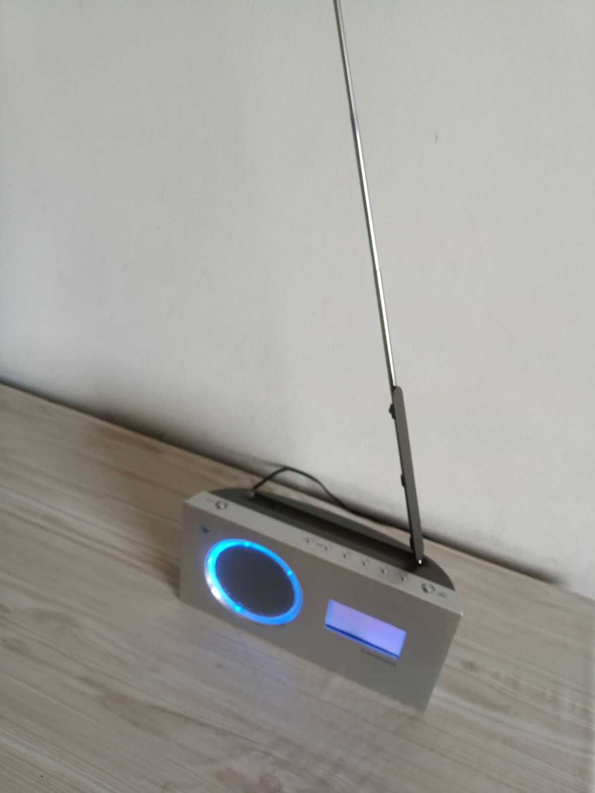 Grundig Cosmopolit 7 WEB Aluminium WLAN Radio (DAB+, RDS Tuner)