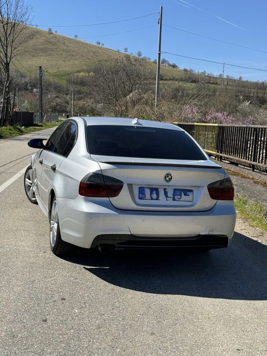 Vand bmw E90 M pachet