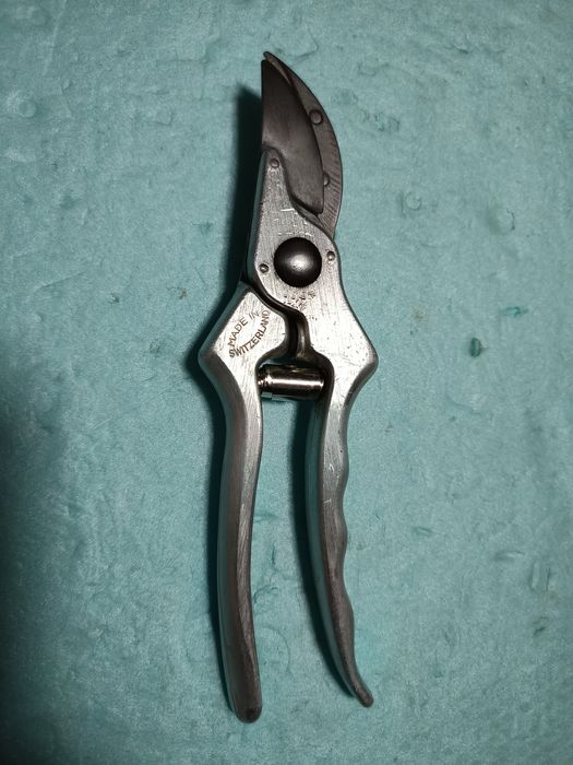 Felco 2 професионални лозарски ножици