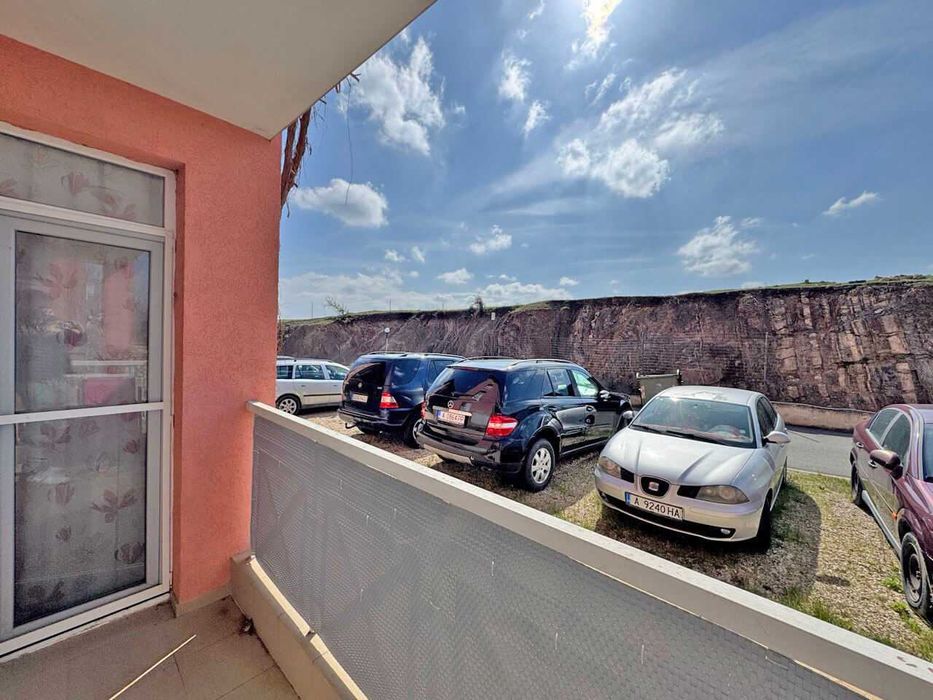 Продава се Тристаен апартамент в к.к. Слънчев бряг - 69 кв.м за 870 €/кв.м - Снимка #11