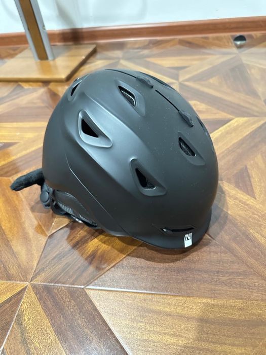 Горнолыжный шлем Nandn