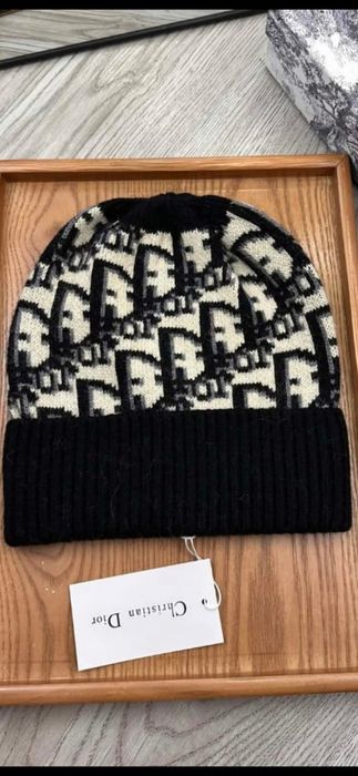 Fes Christian Dior, Yves Saint Laurent model 2026