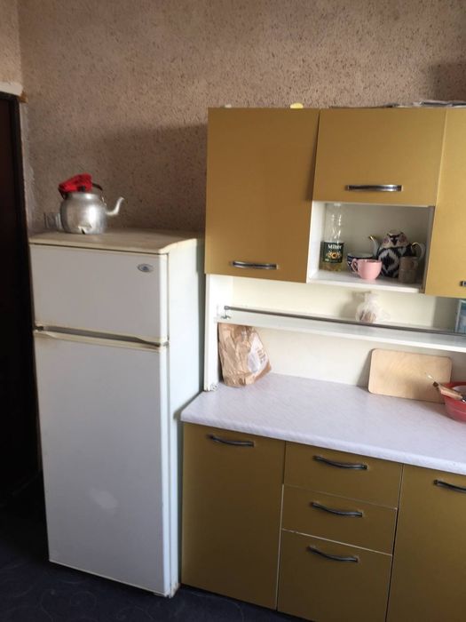 oilaga kvartira qiyot metroda