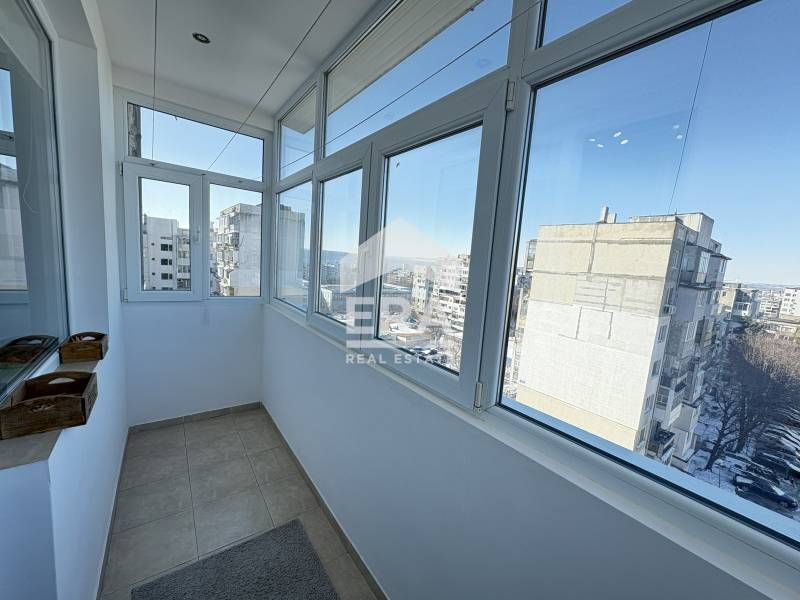 Продава се Двустаен апартамент в Варна, Младост 2 - 59 кв.м за 2795 €/кв.м - Снимка #11