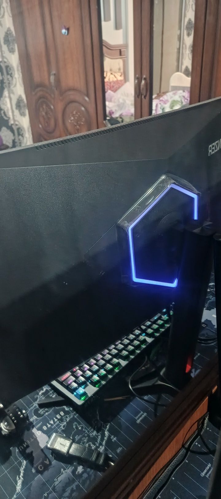 Igravoy monitor bonzer