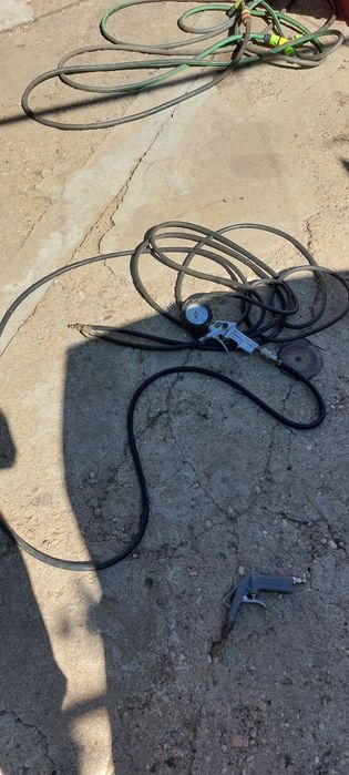 Furtun pneumatic cu manometru