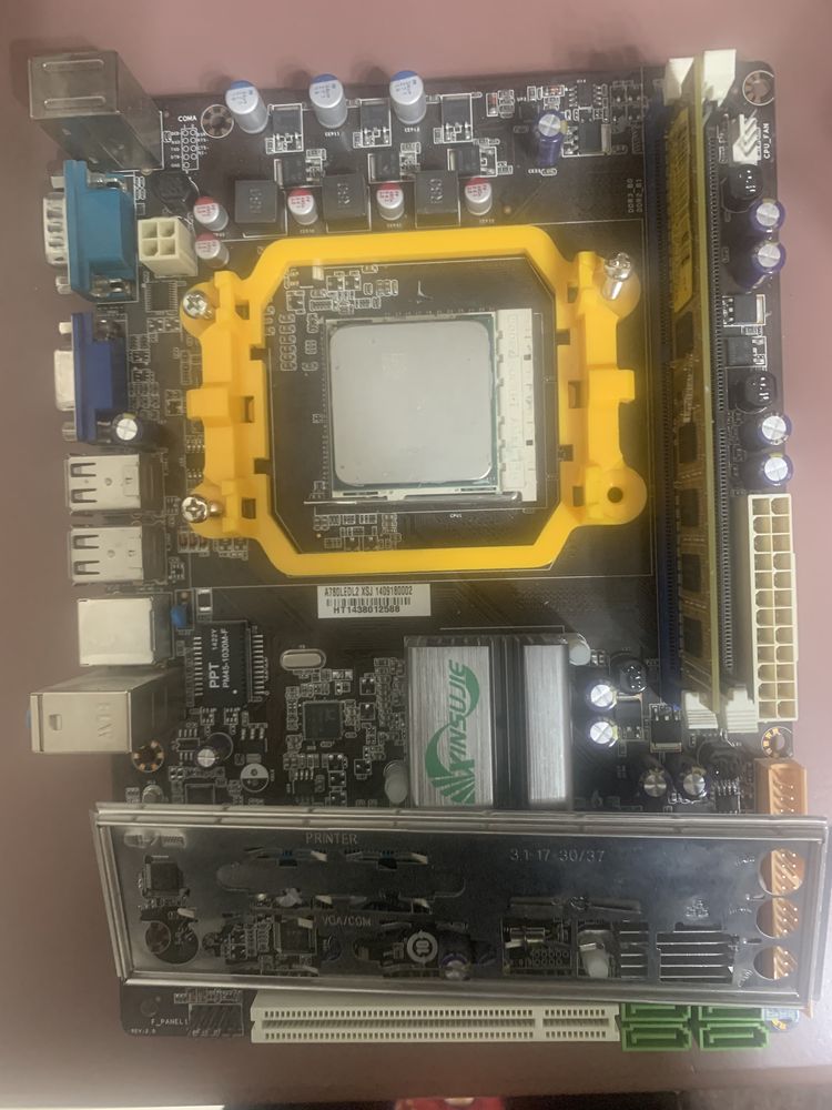 AMD Athlon(tm) II X2 ddr 3 4 gb ozu block 450 w