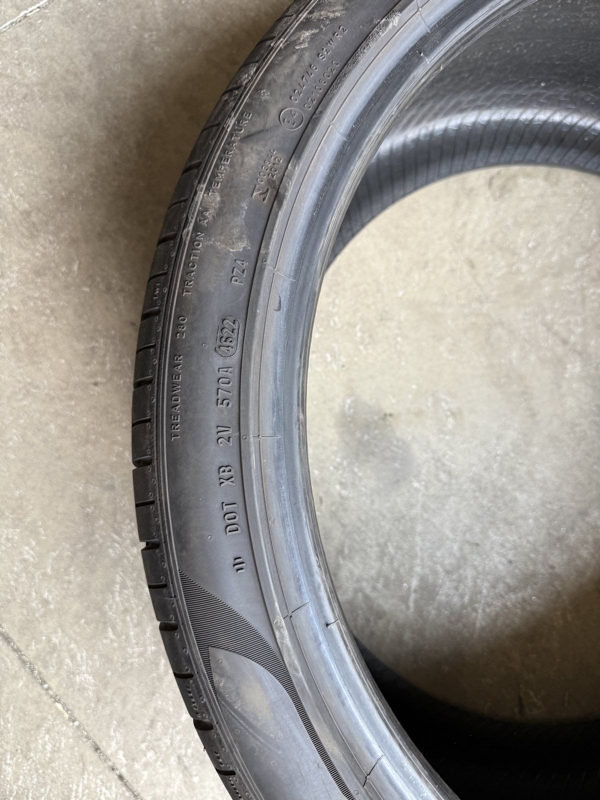 325/35/22 PIRELLI 2бр