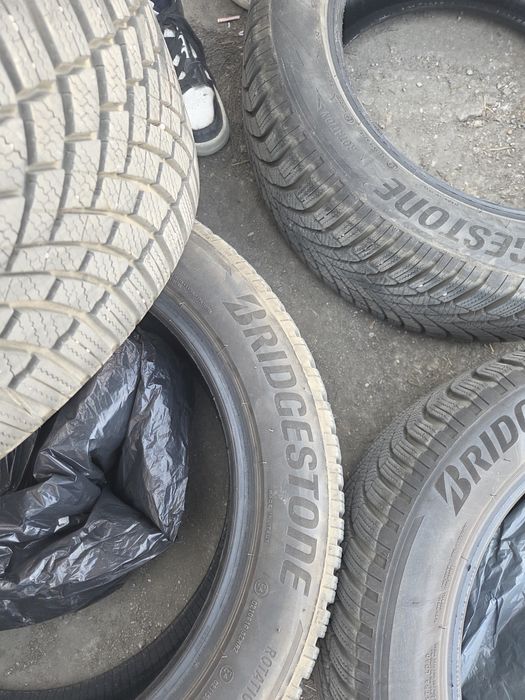 Anvelope iarna Bridgestone 215/55 R18