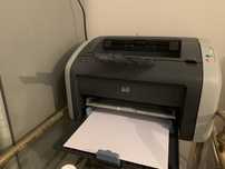 Лазерен принтер HP LaserJet 1010