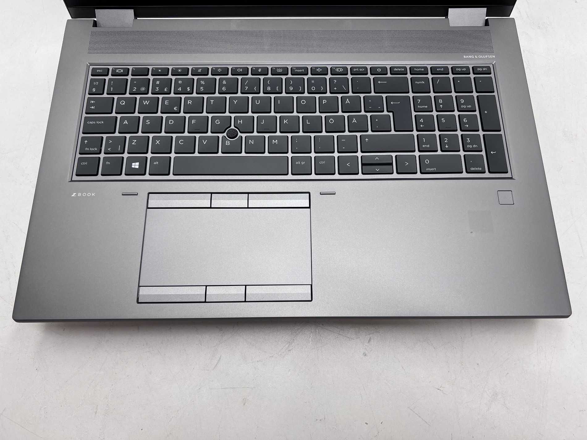 HP ZBook Fury 17 G8 17" i7-11850H 32GB 510GB RTX A5000 16GB/->Отлинчи