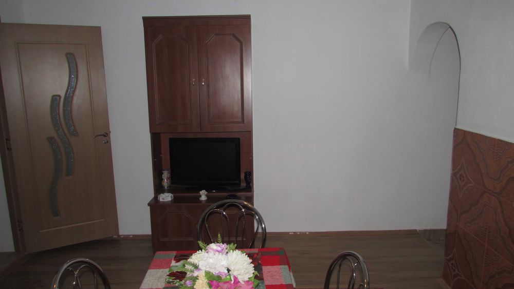 casă la 36km de Deva  amenajată 4 camere teren 4700 mp  Câmpuri Surduc