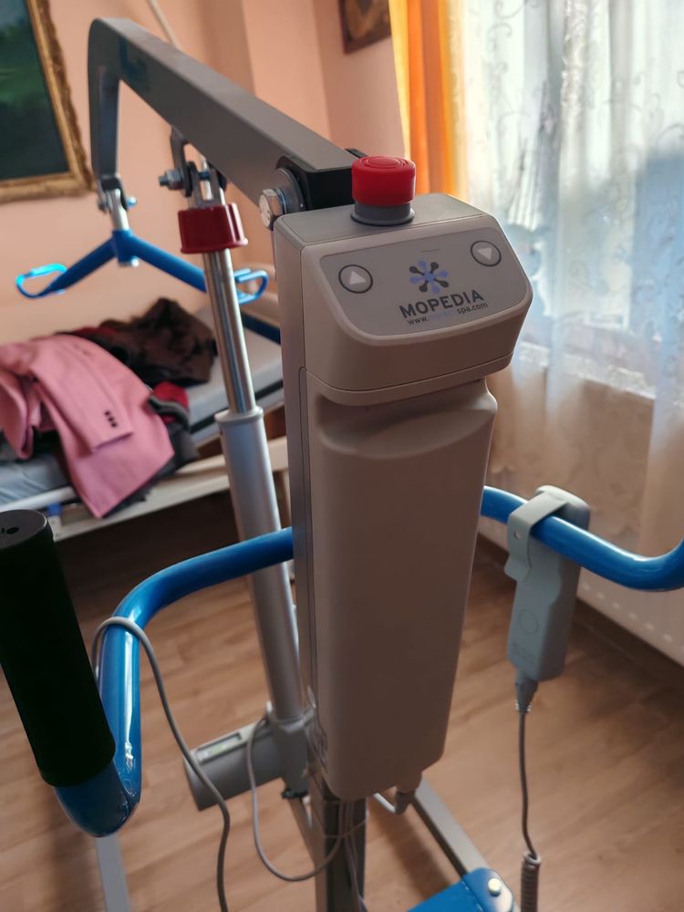 Dispozitiv electric de ridicare pacienti