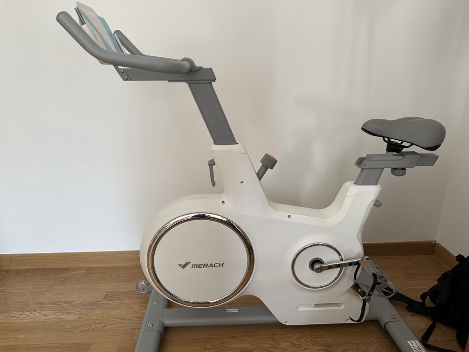 Велотренажер, спинбайк спорт