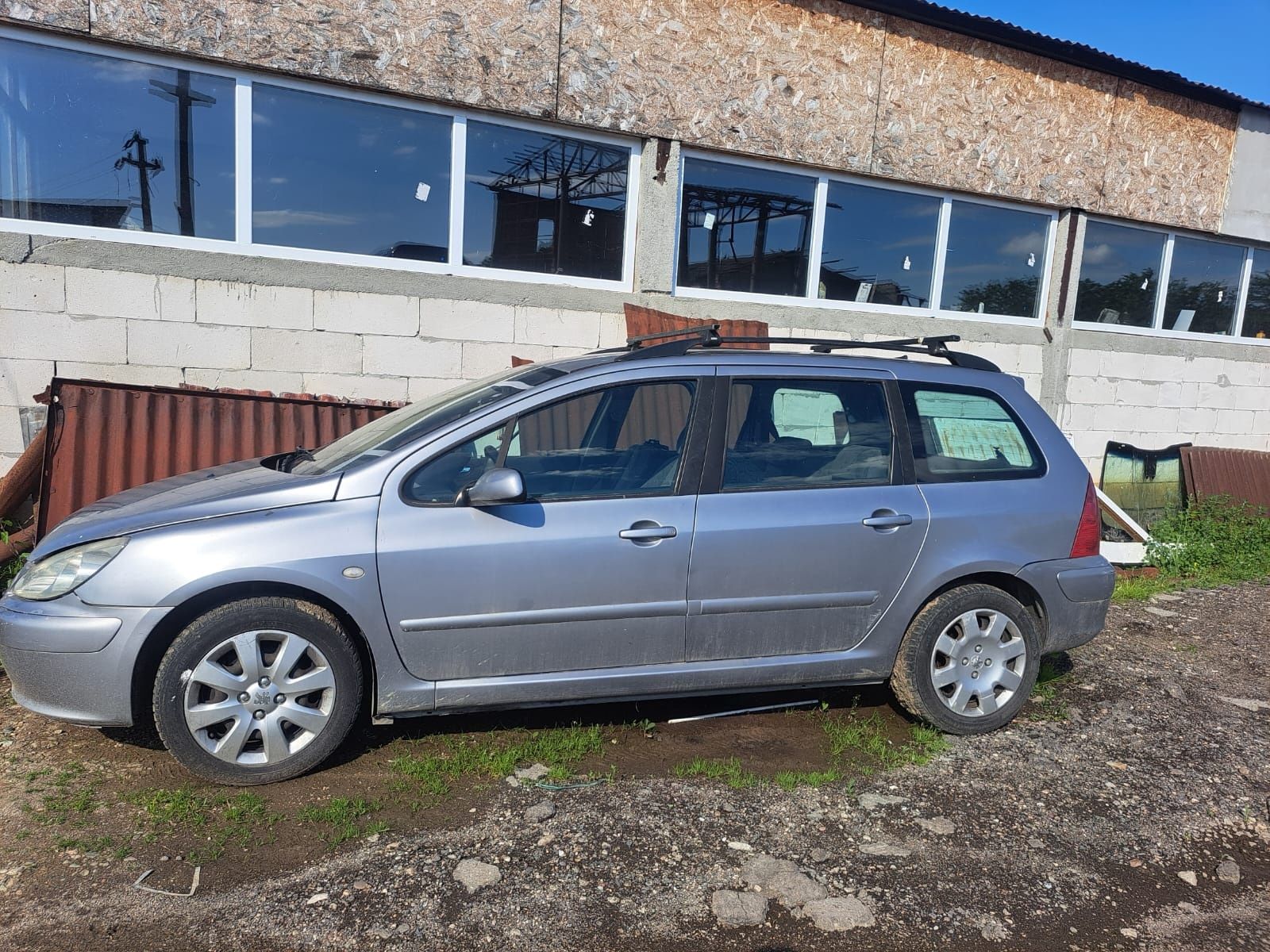 Vind  peujeut 307 sw 16 hdi