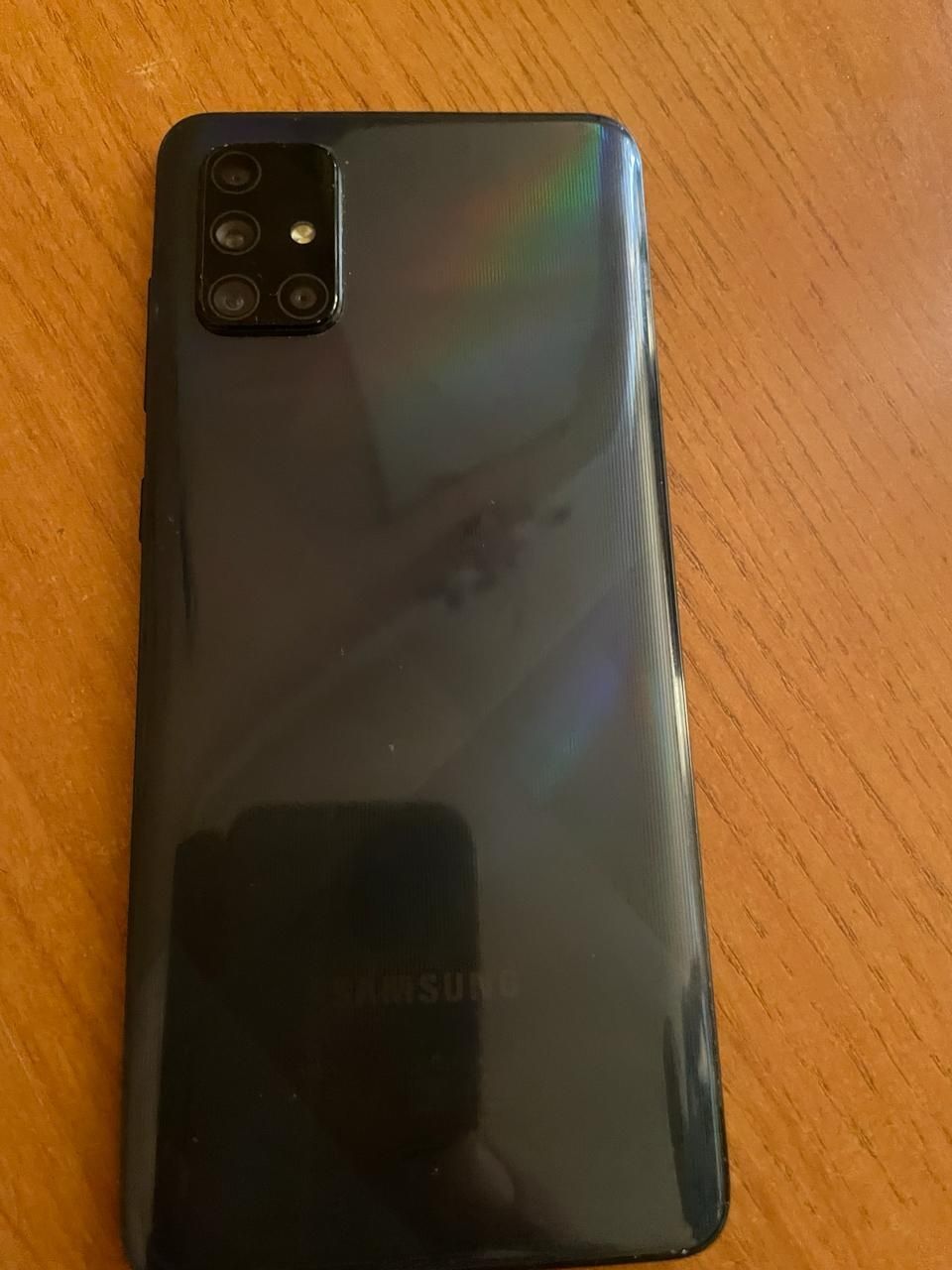 Продам samsung galaxy a 71 СРОЧНО