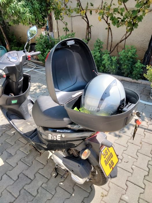 De vânzare scuter 49cb înmatriculat