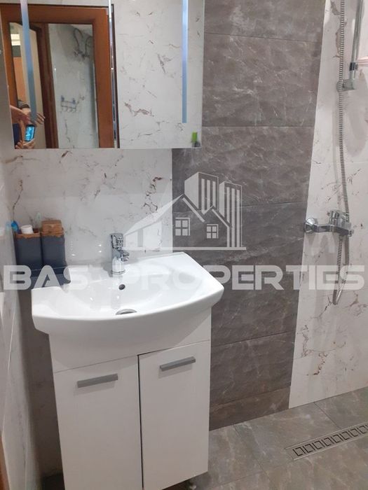 Продава се Едностаен апартамент в София, Малинова долина - 48 кв.м за 2742 €/кв.м - Снимка #12