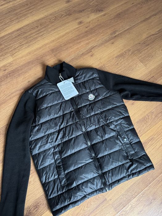 Jacheta/ cardigan M.o.n.c.l.e.r barbati