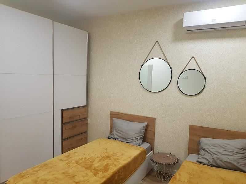 Продава се Тристаен апартамент в София, Люлин 10 - 100 кв.м за 2490 €/кв.м - Снимка #8