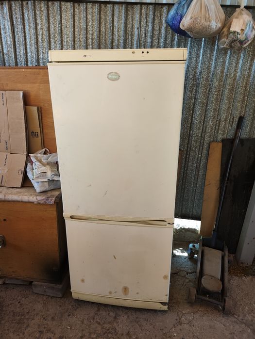 Холодильник бу в рабочем столе