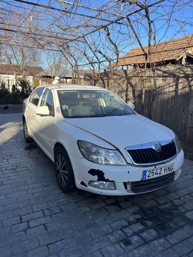 Dezmembrez skoda octavia 2 facelift 2012 1.6 tdi cod CAYC