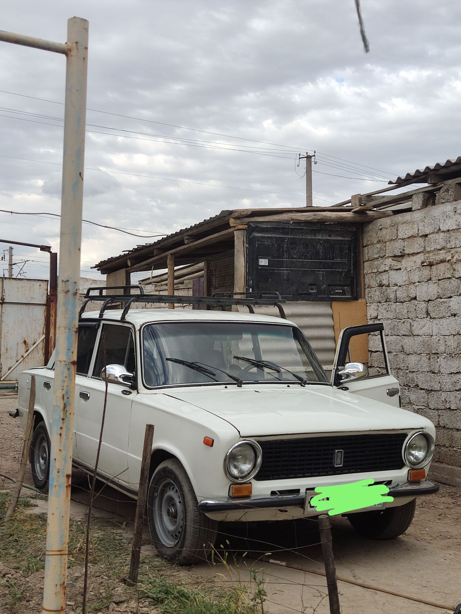 Vaz 2101 Sotiladi