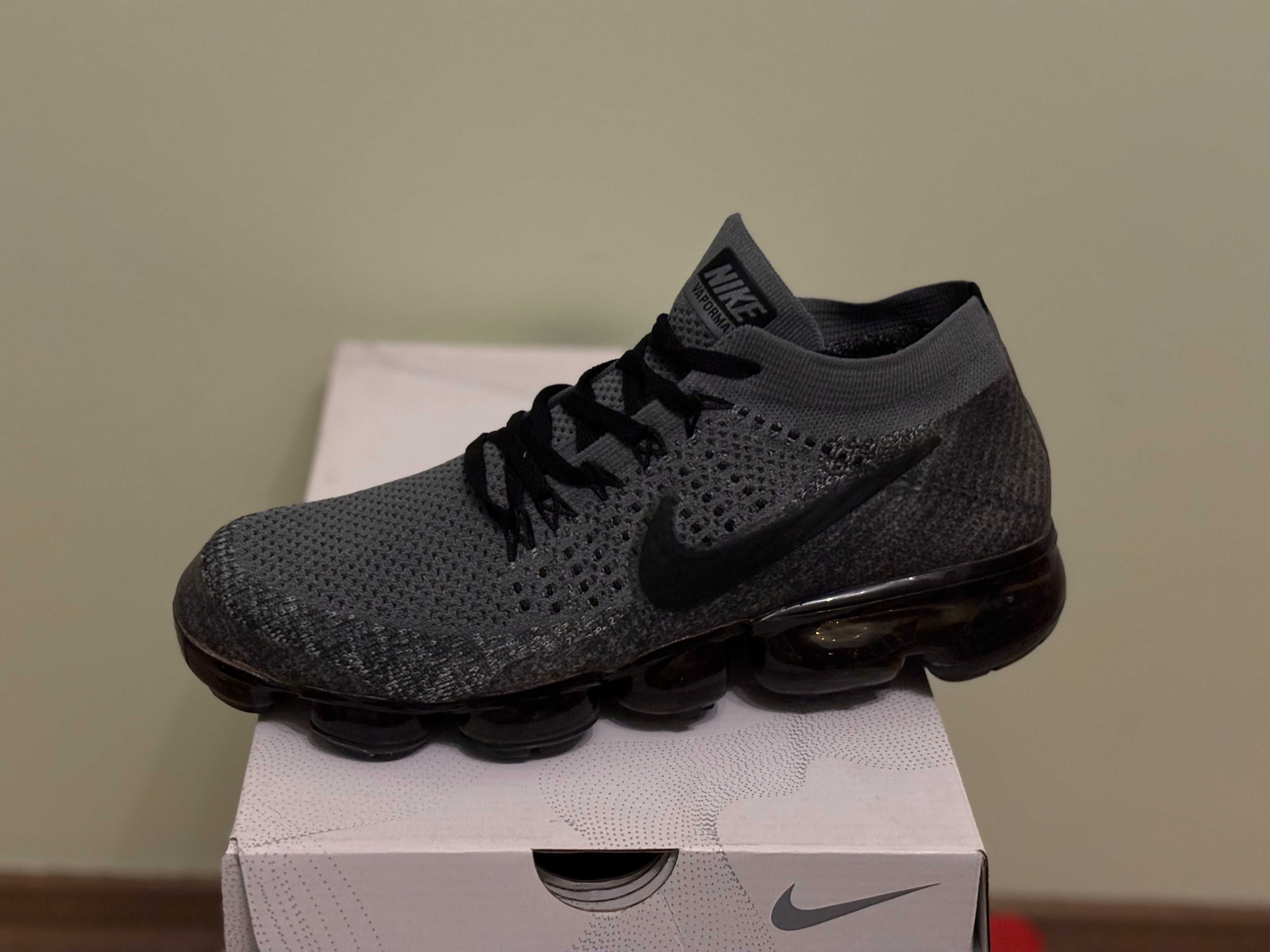 Мъжки спортни маратонки Nike Vapormax - 42