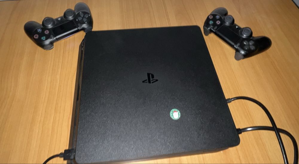 Ps4 Slim+2 manete+9jocuri