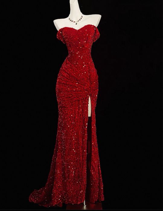 Вечернее платье с туфлями