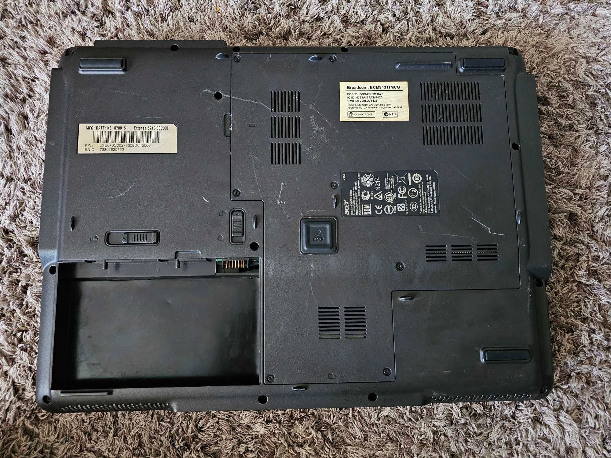 Laptop vechi Acer Extensa 5210