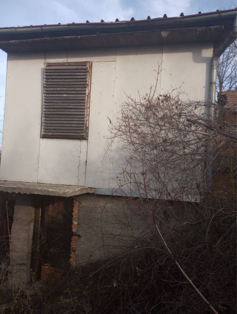 Продава се Къща в Лом - 25 кв.м за 245 €/кв.м - Снимка #1