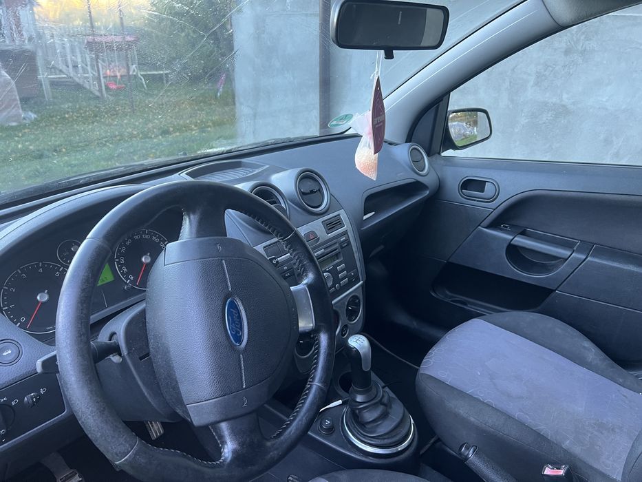 Ford Fiesta 1.4 benzina